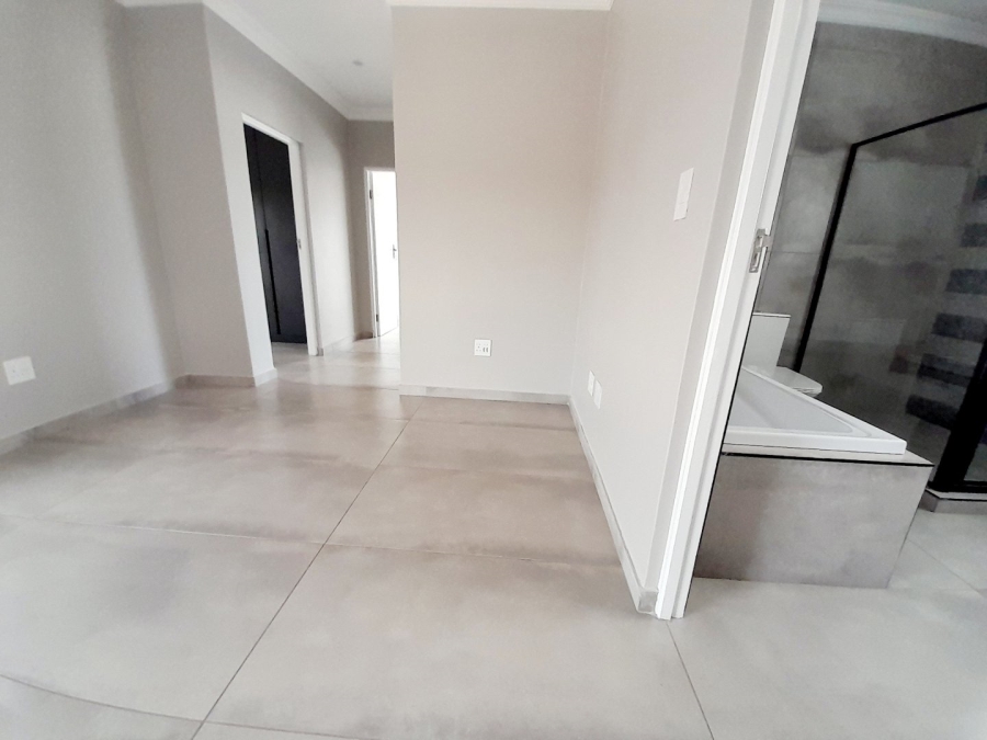 4 Bedroom Property for Sale in Roodepark Eco Estate Gauteng