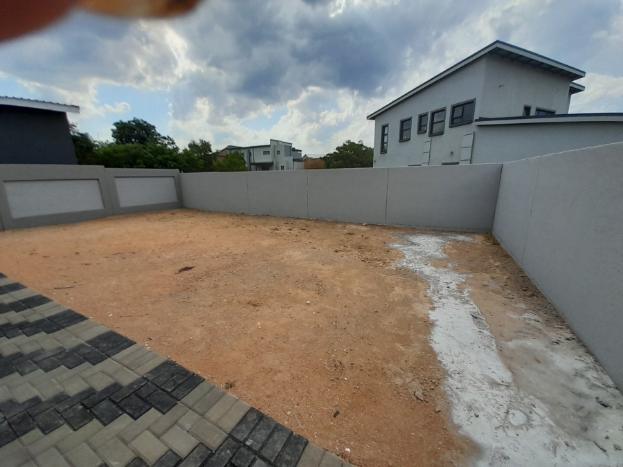 4 Bedroom Property for Sale in Roodepark Eco Estate Gauteng