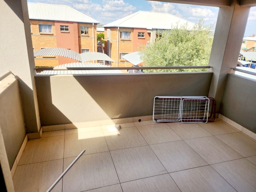 To Let 2 Bedroom Property for Rent in Andeon Gauteng