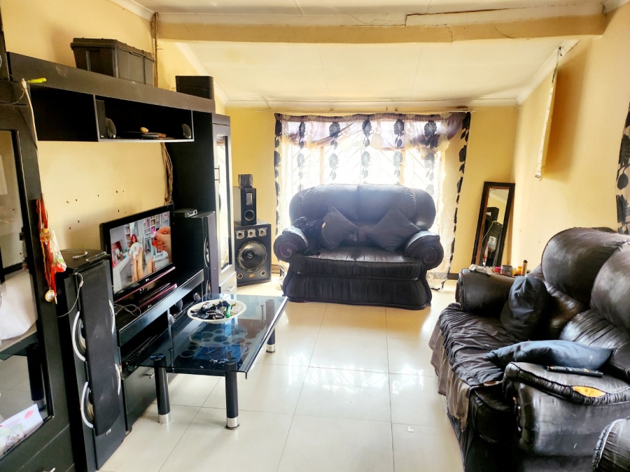 3 Bedroom Property for Sale in Kwaggasrand Gauteng