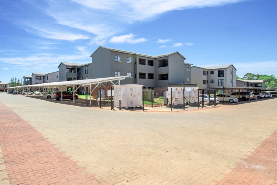 2 Bedroom Property for Sale in Kenleaf Gauteng