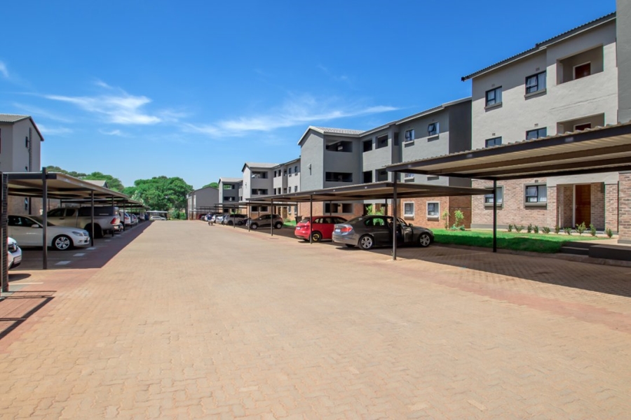 2 Bedroom Property for Sale in Kenleaf Gauteng