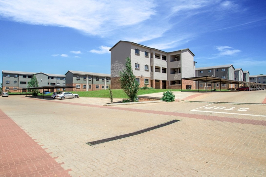 2 Bedroom Property for Sale in Kenleaf Gauteng