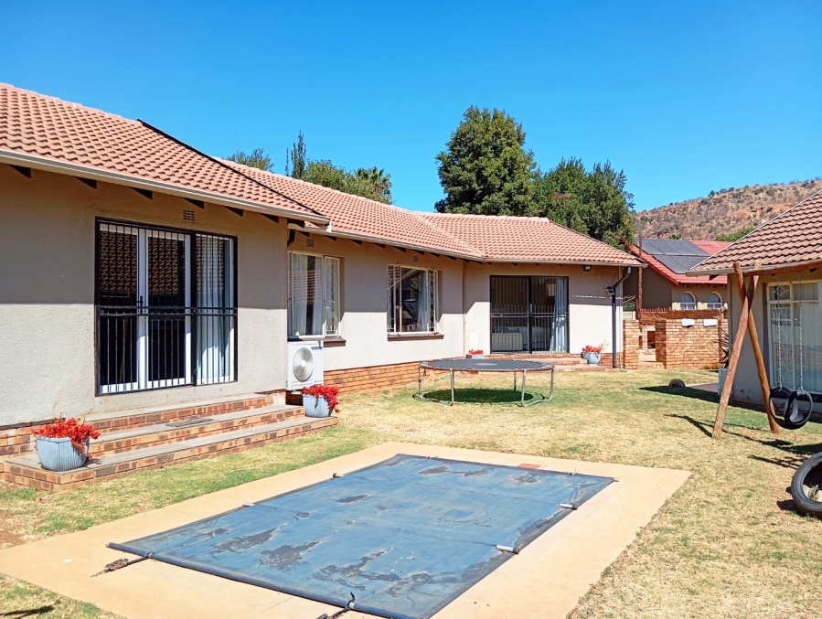 To Let 3 Bedroom Property for Rent in Strubensvallei Gauteng