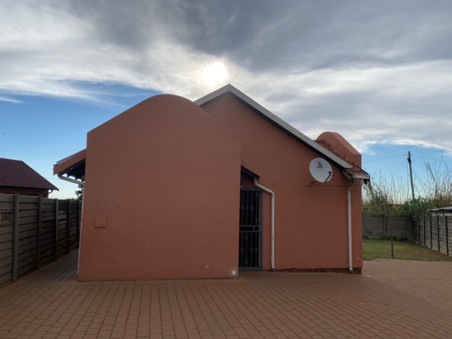 2 Bedroom Property for Sale in Reigerpark Gauteng