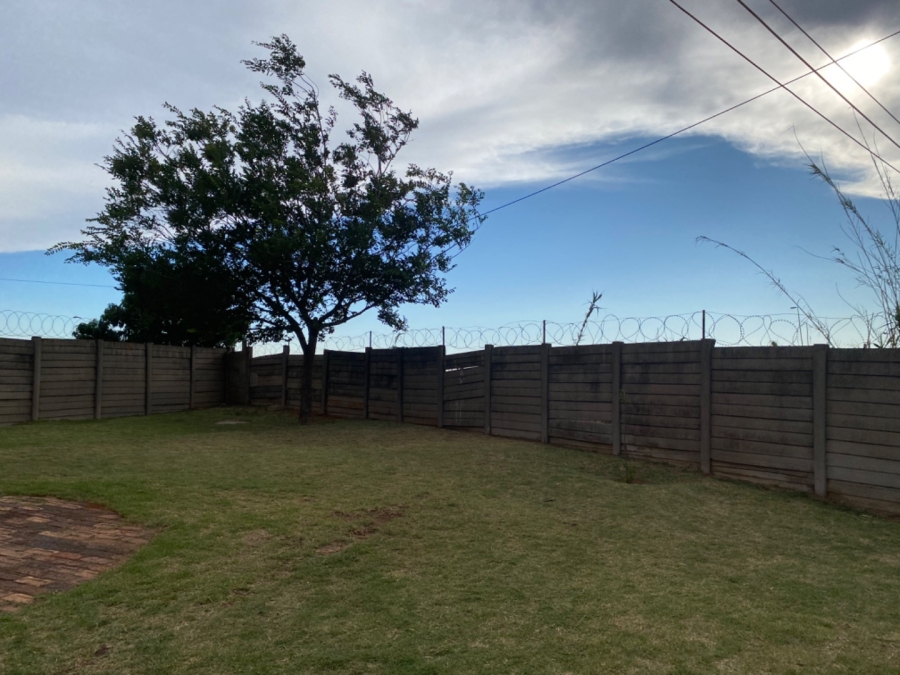 2 Bedroom Property for Sale in Reigerpark Gauteng