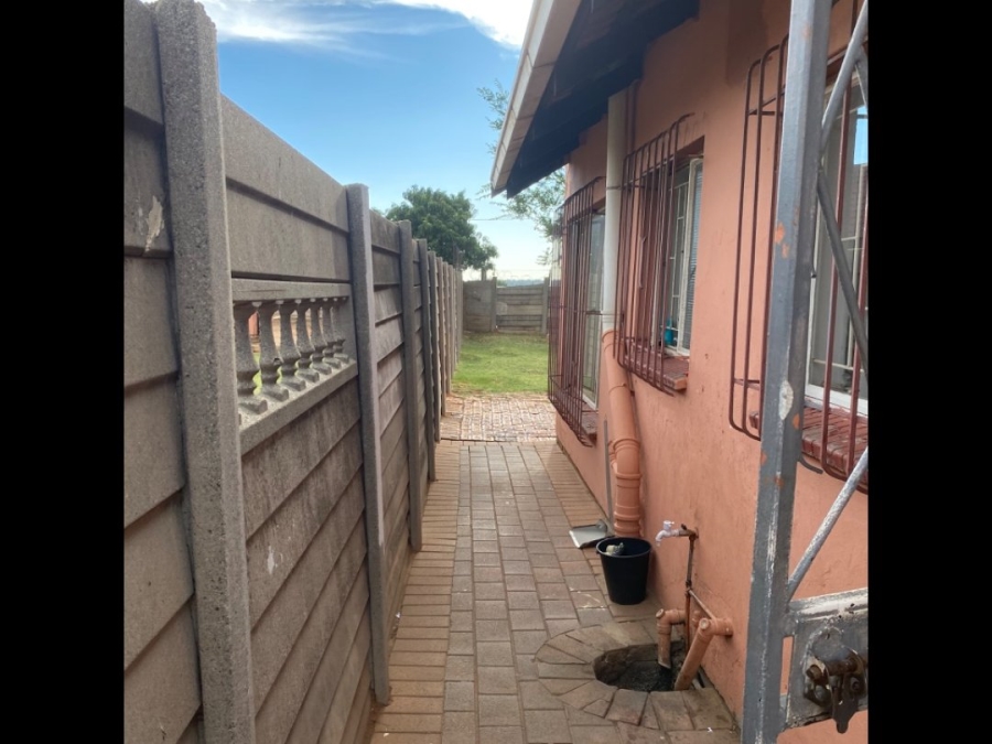 2 Bedroom Property for Sale in Reigerpark Gauteng