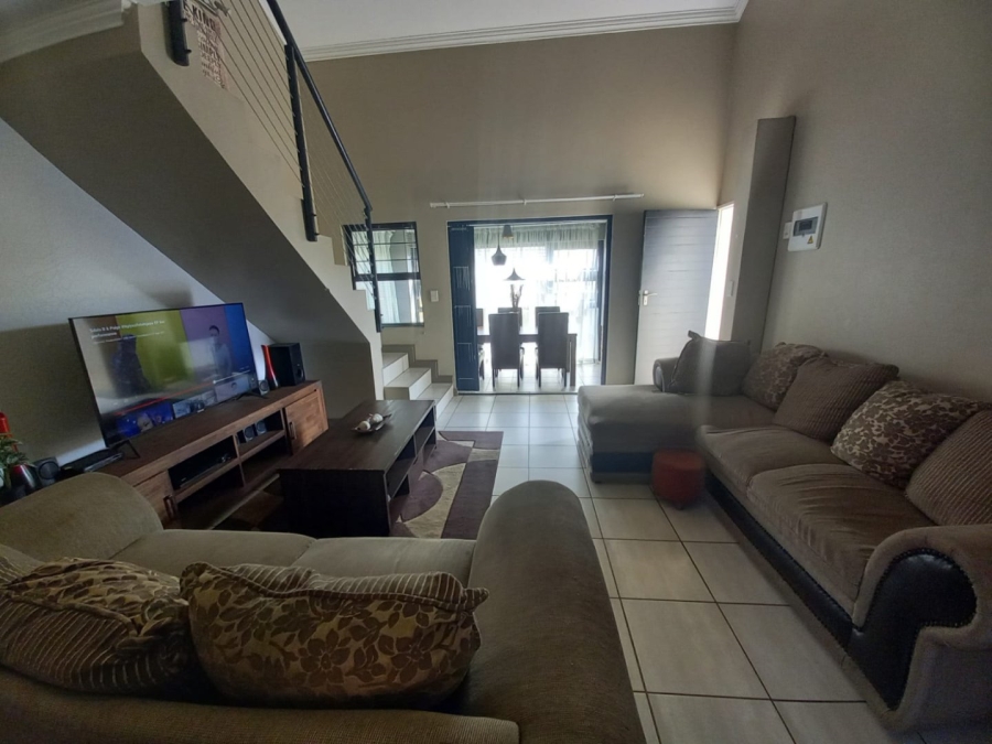 3 Bedroom Property for Sale in Amberfield Gauteng