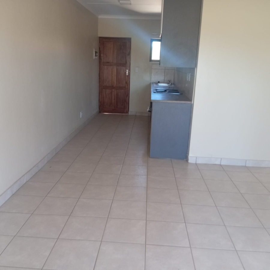 2 Bedroom Property for Sale in Cloverdene Gauteng