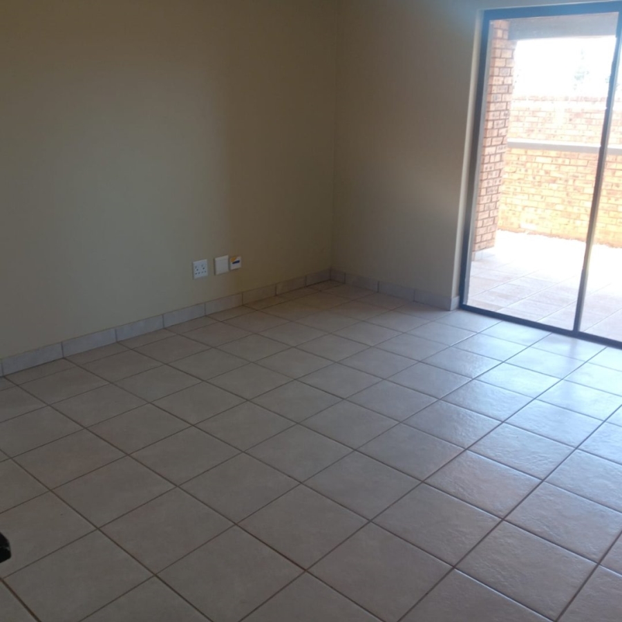 2 Bedroom Property for Sale in Cloverdene Gauteng