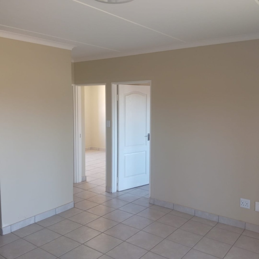 2 Bedroom Property for Sale in Cloverdene Gauteng