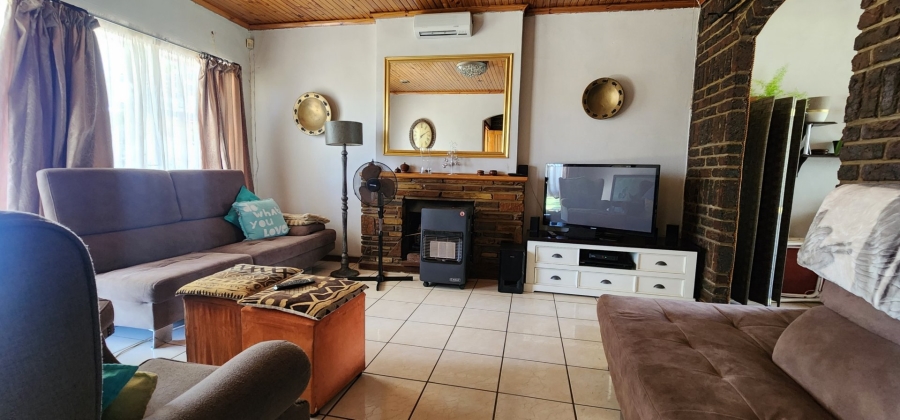 To Let 3 Bedroom Property for Rent in Brackenhurst Gauteng