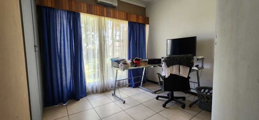 To Let 3 Bedroom Property for Rent in Brackenhurst Gauteng