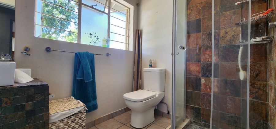 To Let 3 Bedroom Property for Rent in Brackenhurst Gauteng