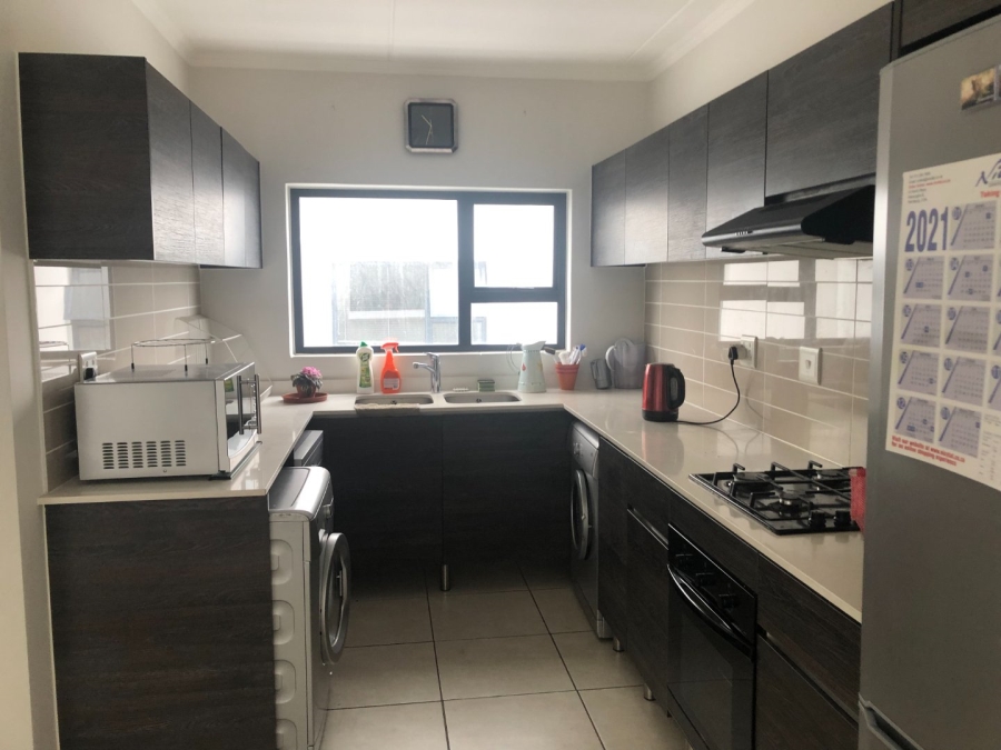 To Let 3 Bedroom Property for Rent in Petervale Gauteng