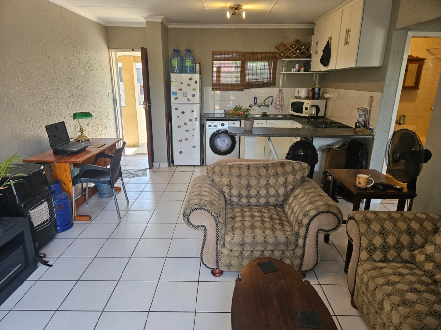 1 Bedroom Property for Sale in Bromhof Gauteng