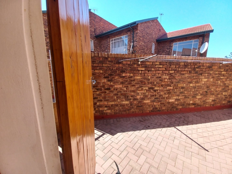 To Let 3 Bedroom Property for Rent in Heidelberg Gauteng