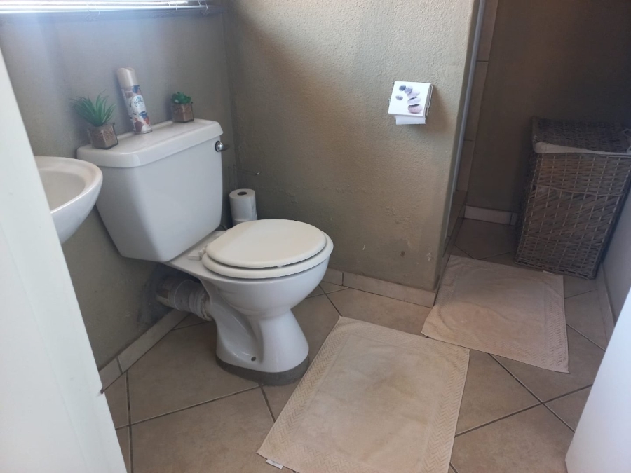 To Let 3 Bedroom Property for Rent in Nellmapius Gauteng