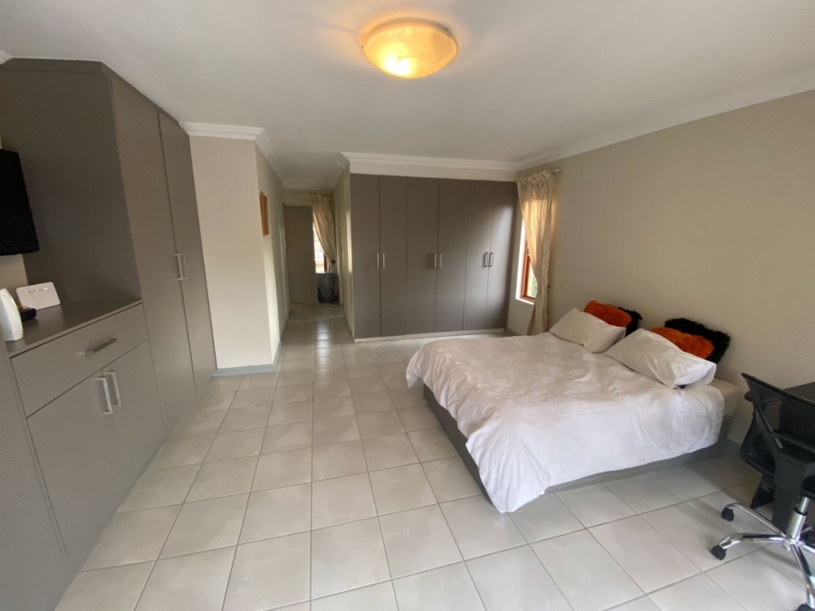 To Let 3 Bedroom Property for Rent in Kyalami Hills Gauteng