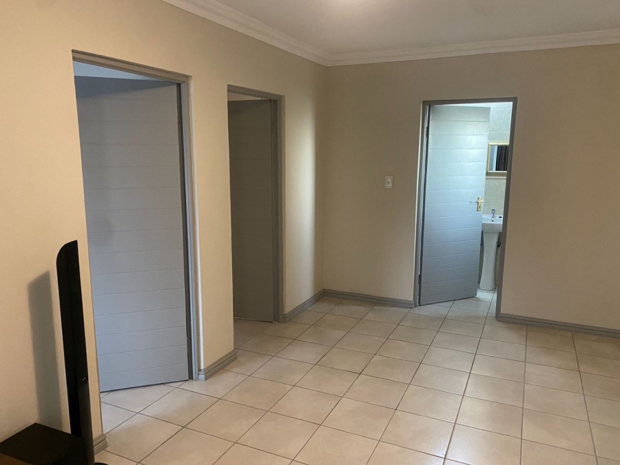 To Let 3 Bedroom Property for Rent in Kyalami Hills Gauteng