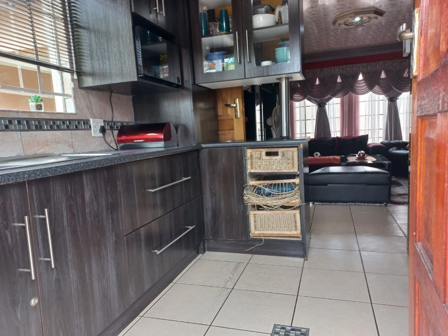 To Let 3 Bedroom Property for Rent in Nellmapius Gauteng