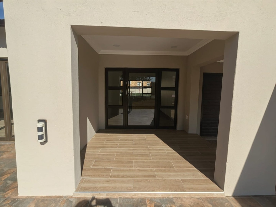 3 Bedroom Property for Sale in Heidelberg Proper Gauteng