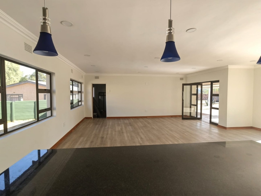 3 Bedroom Property for Sale in Heidelberg Proper Gauteng