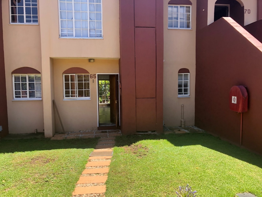 To Let 3 Bedroom Property for Rent in Robindale Gauteng