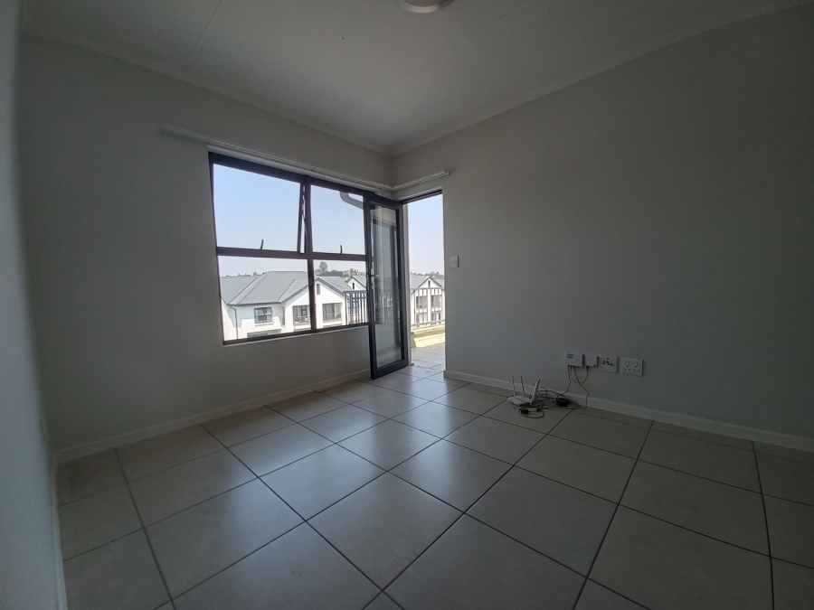 1 Bedroom Property for Sale in Olivedale Gauteng