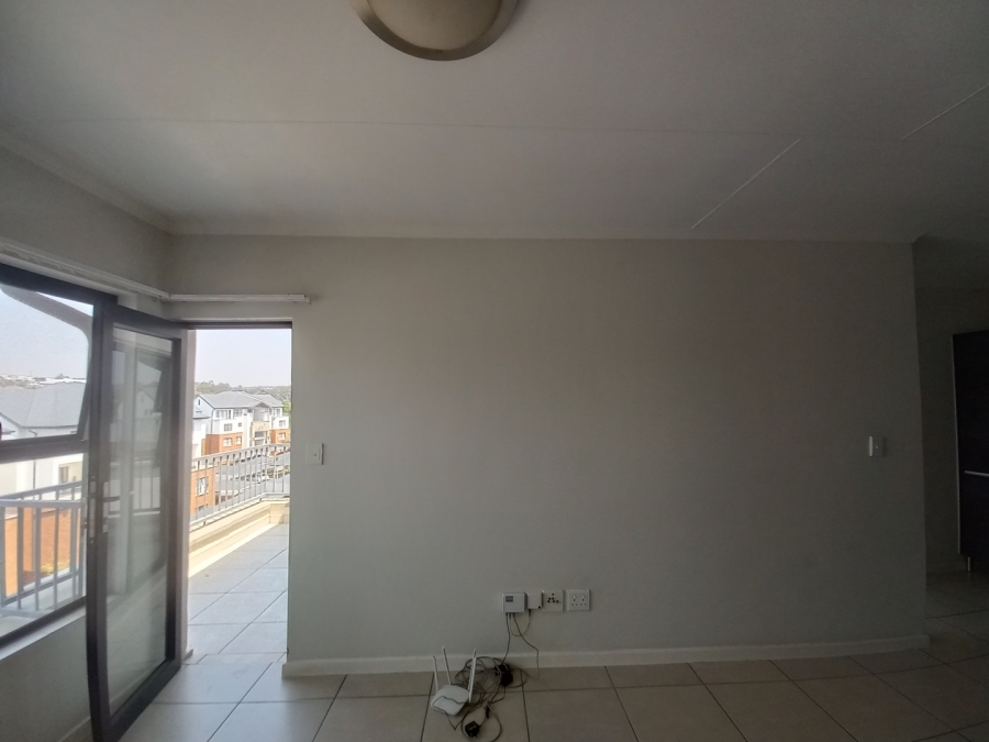 1 Bedroom Property for Sale in Olivedale Gauteng