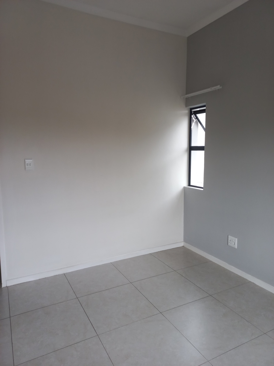 1 Bedroom Property for Sale in Modderfontein Gauteng