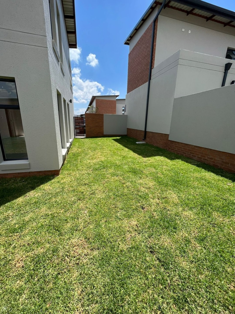 4 Bedroom Property for Sale in Carlswald Estate Gauteng