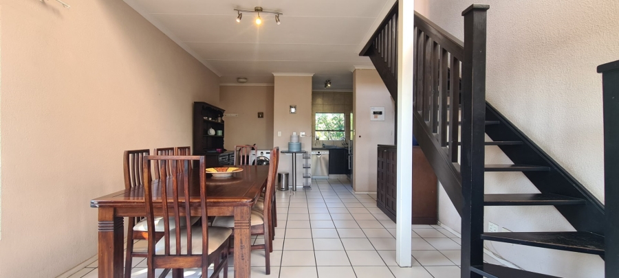 To Let 2 Bedroom Property for Rent in Morningside Gauteng