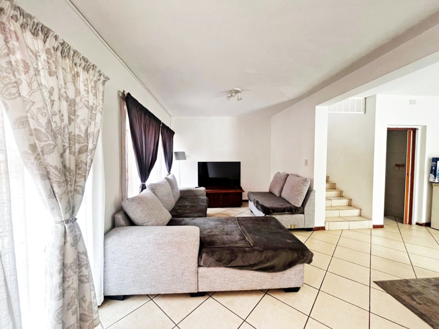 3 Bedroom Property for Sale in Wierda Park Gauteng