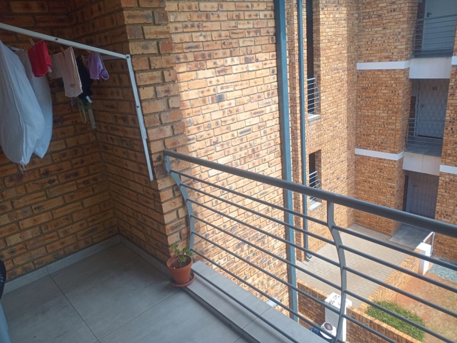  Bedroom Property for Sale in Norton Small Farms Gauteng