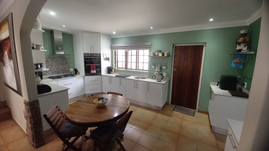 4 Bedroom Property for Sale in Bedfordview Gauteng