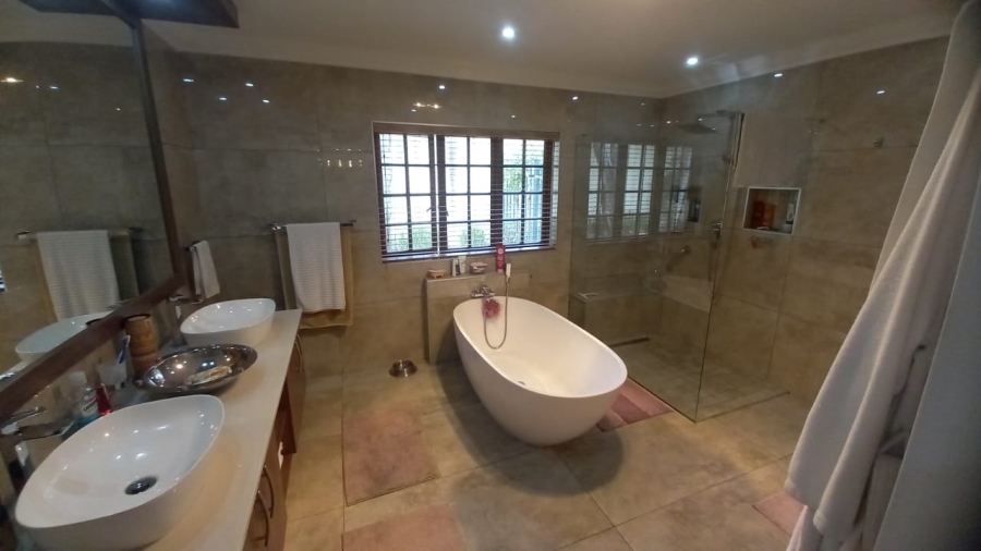 4 Bedroom Property for Sale in Bedfordview Gauteng