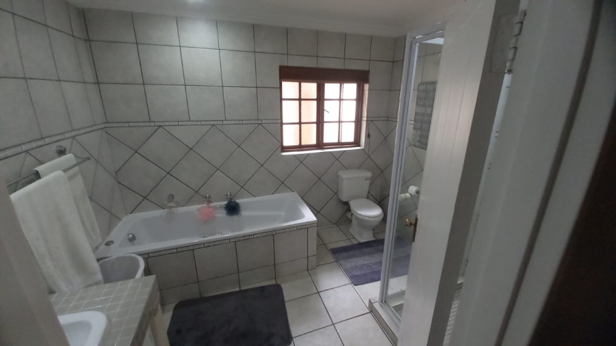 4 Bedroom Property for Sale in Bedfordview Gauteng