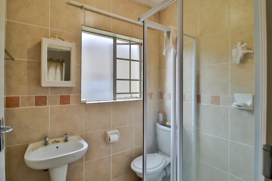 To Let 2 Bedroom Property for Rent in Noordhang Gauteng