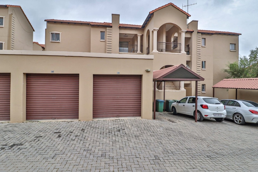 To Let 2 Bedroom Property for Rent in Noordhang Gauteng