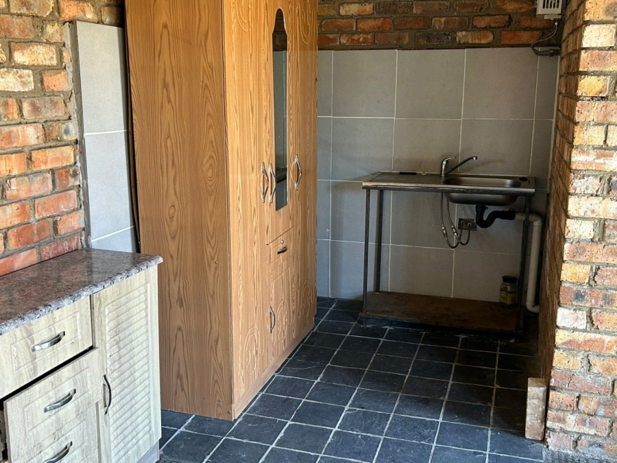 To Let 1 Bedroom Property for Rent in Reigerpark Gauteng