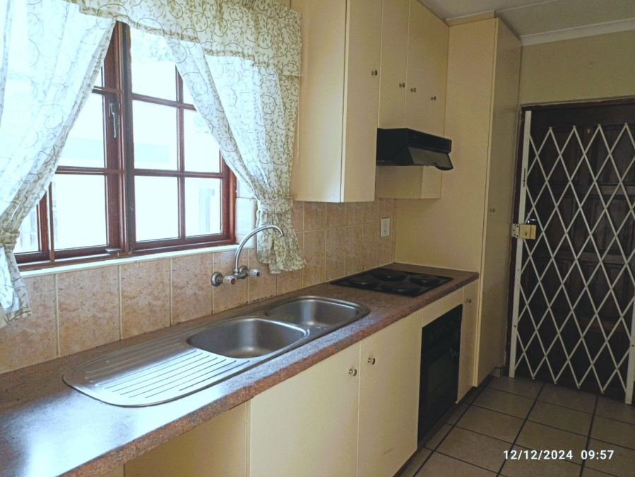 To Let 2 Bedroom Property for Rent in Northwold Gauteng