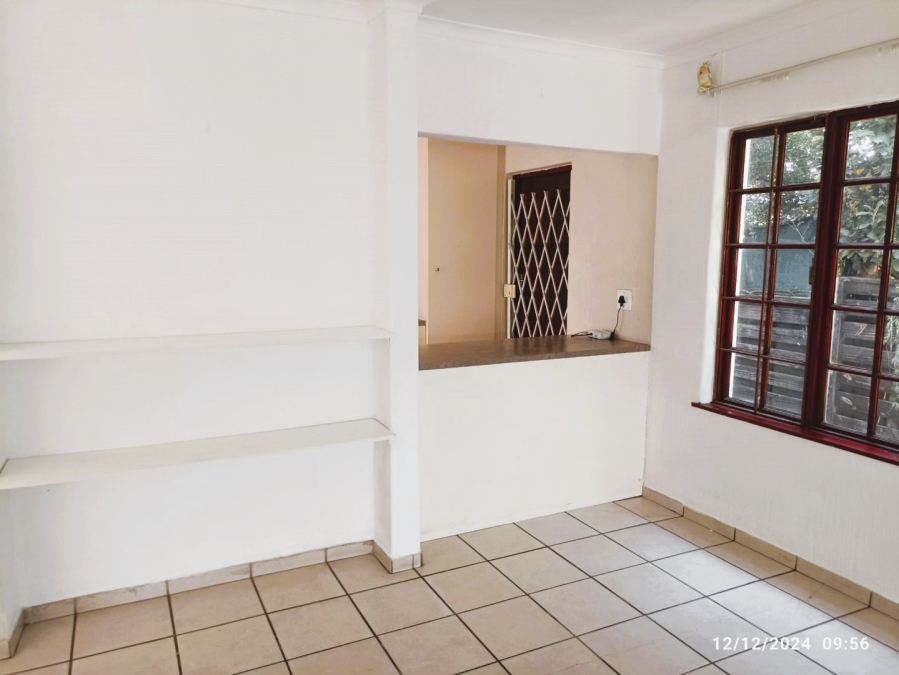 To Let 2 Bedroom Property for Rent in Northwold Gauteng