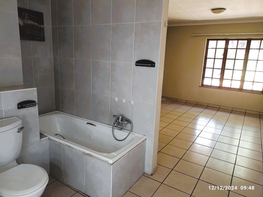 To Let 2 Bedroom Property for Rent in Northwold Gauteng