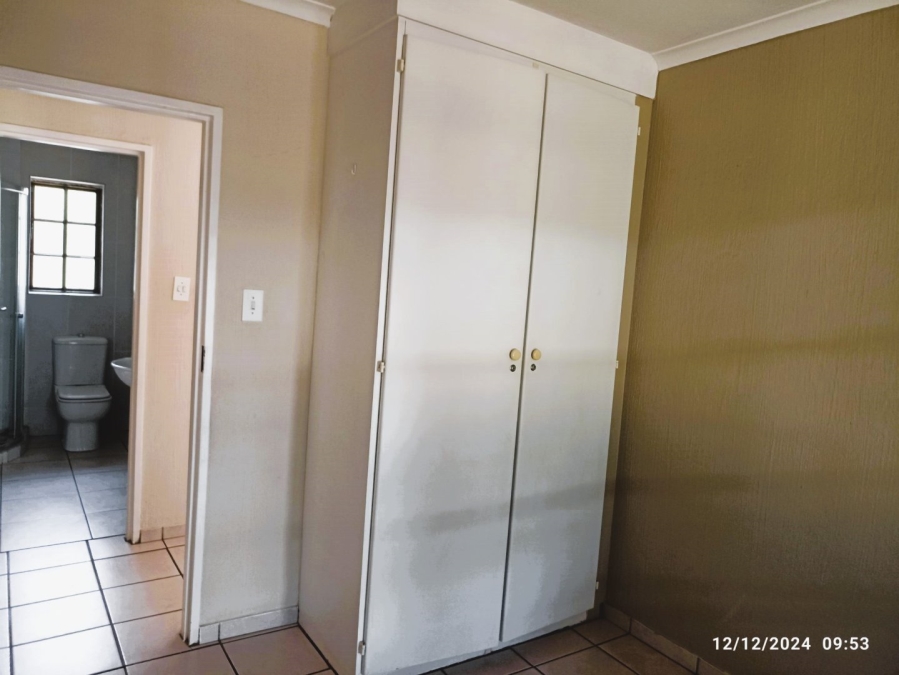 To Let 2 Bedroom Property for Rent in Northwold Gauteng