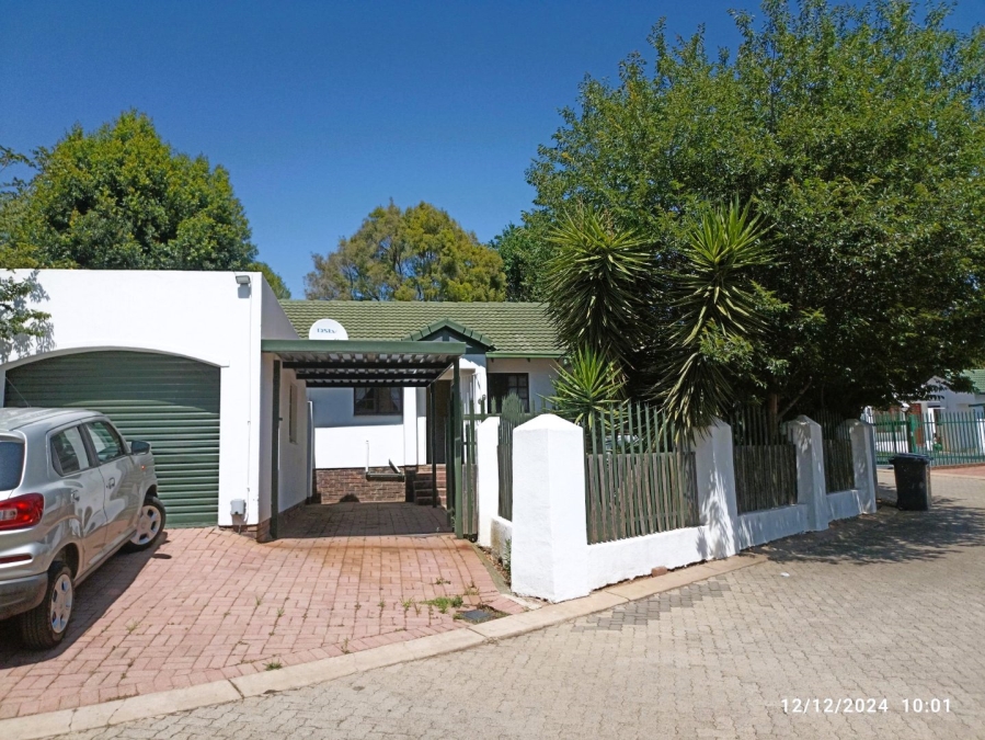 To Let 2 Bedroom Property for Rent in Northwold Gauteng