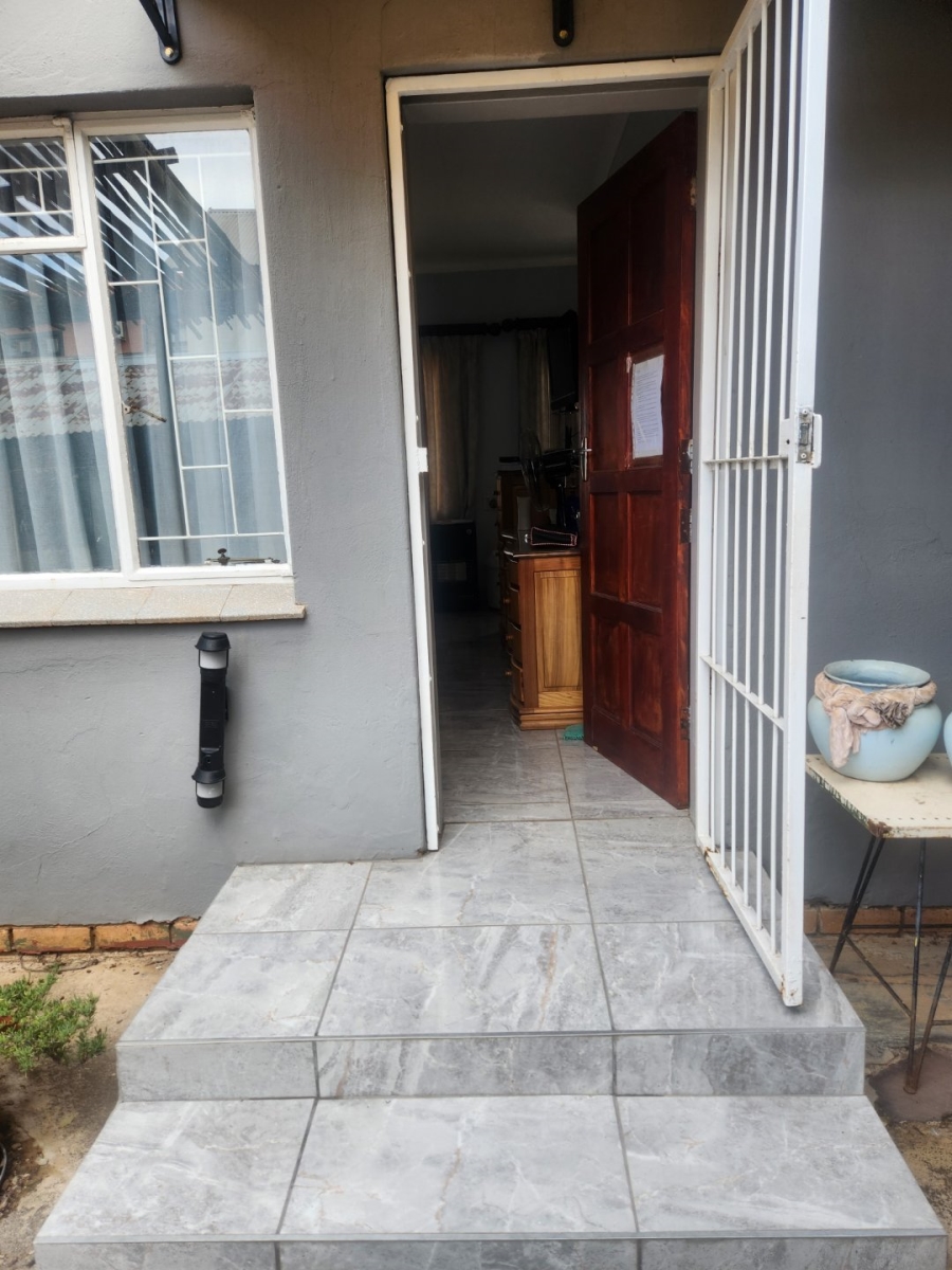 5 Bedroom Property for Sale in Wonderboom South Gauteng