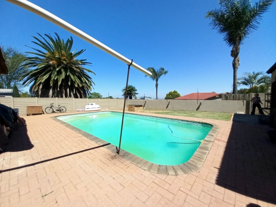 3 Bedroom Property for Sale in Solheim Gauteng