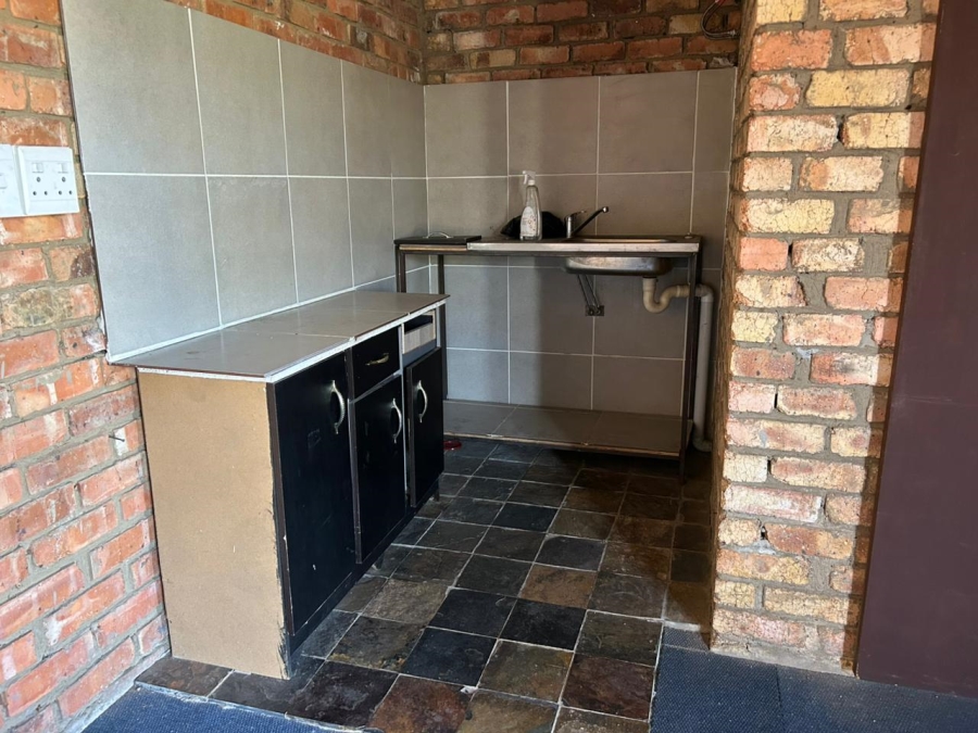 To Let 1 Bedroom Property for Rent in Reigerpark Gauteng