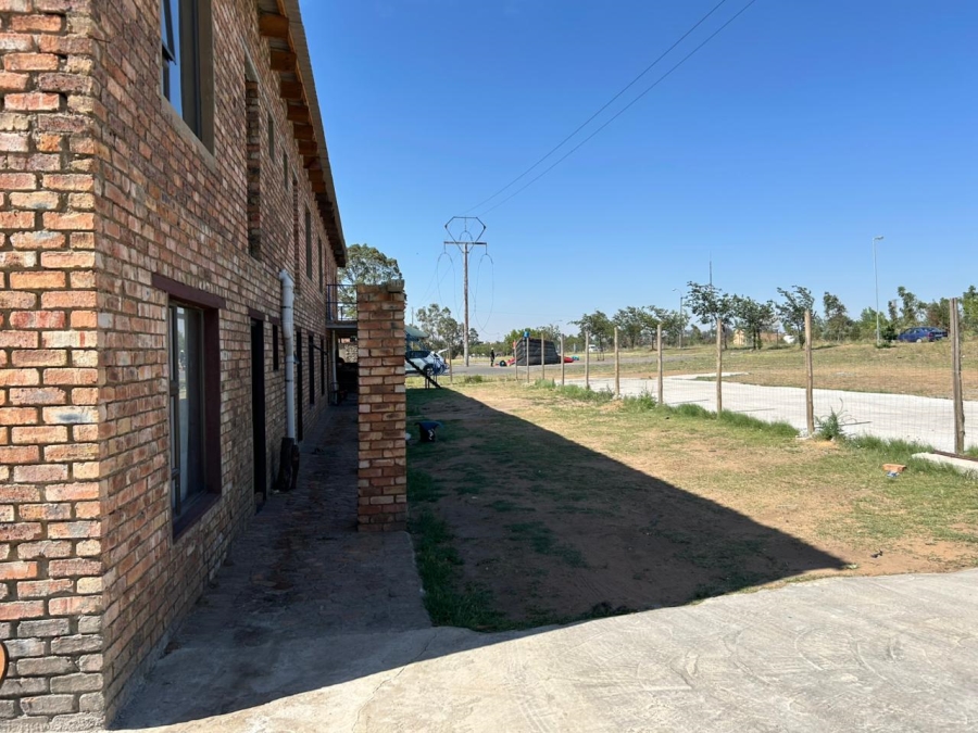 To Let 1 Bedroom Property for Rent in Reigerpark Gauteng